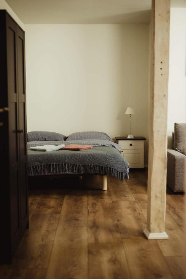 Lawendowa Stajnia Bed & Breakfast Lwowek Slaski Exterior photo